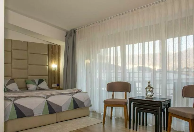 City Center Apartment 2