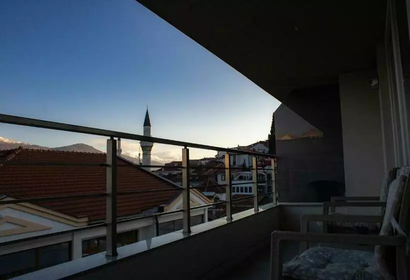City Center Apartment 2