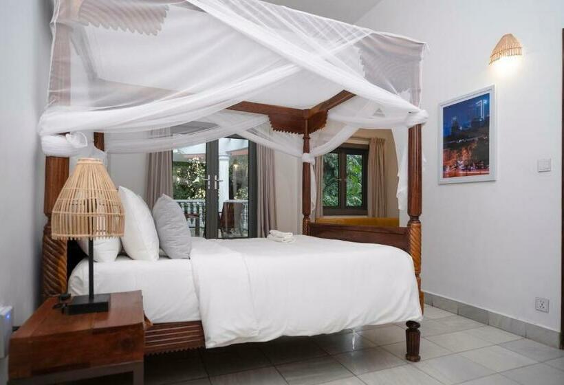 בית מלון כפרי Jungle Addition