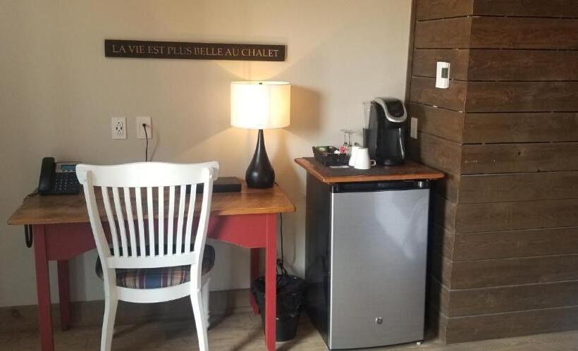 Отель Le Suisse