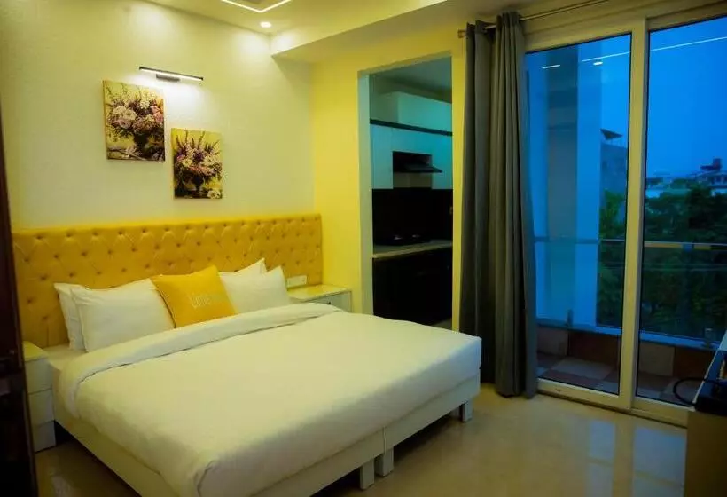 ホテル Lime Tree Luxury Studio   Service Apartment Near Artemis Hospital ,gurgaon