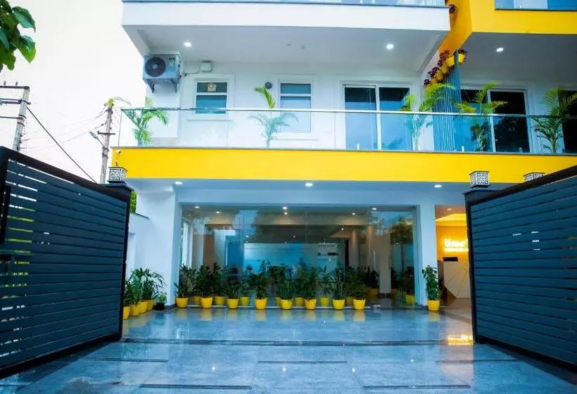 ホテル Lime Tree Luxury Studio   Service Apartment Near Artemis Hospital ,gurgaon