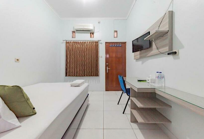 Urbanview Hotel Sunday Cirebon By Reddoorz