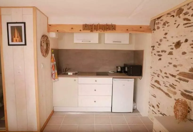 L Abri Correzien   Cœur De Cité Médiévale