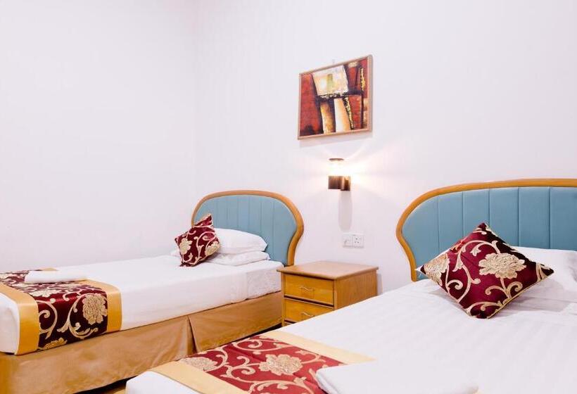 פנסיון Villa Sri Mayang