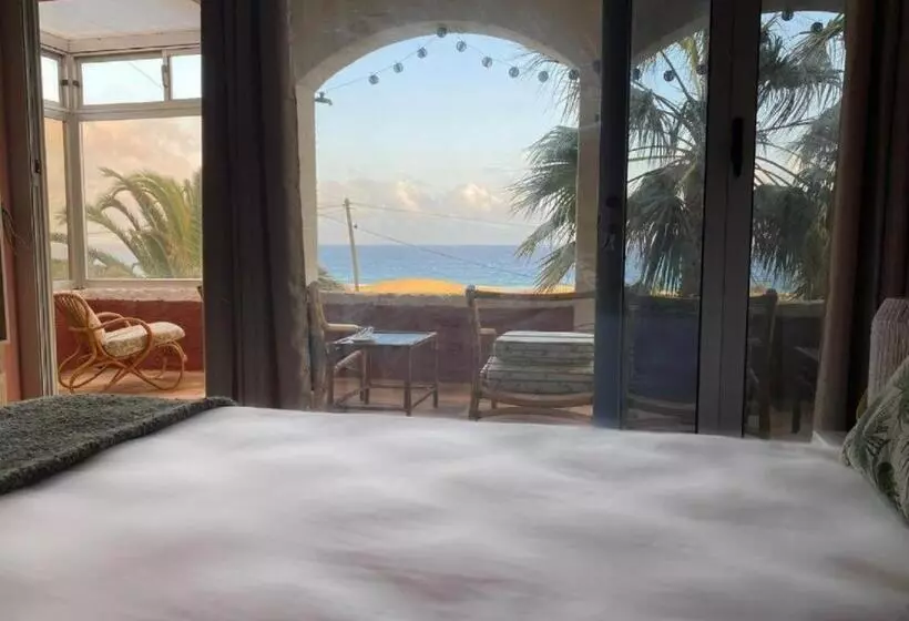 Retkeilymaja Porto Santo Destination