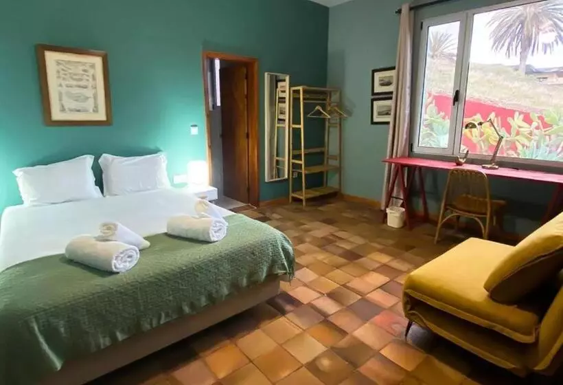 Retkeilymaja Porto Santo Destination