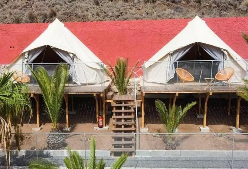 Retkeilymaja Porto Santo Destination