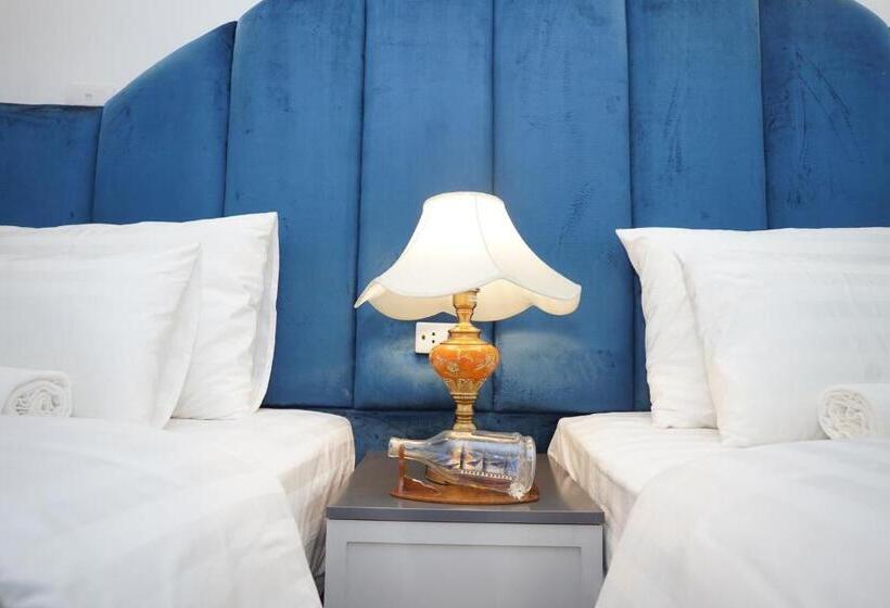 Hotel Hanoi Capital Premium