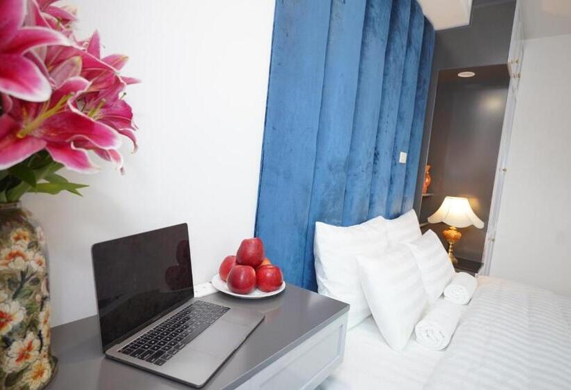 Hotel Hanoi Capital Premium