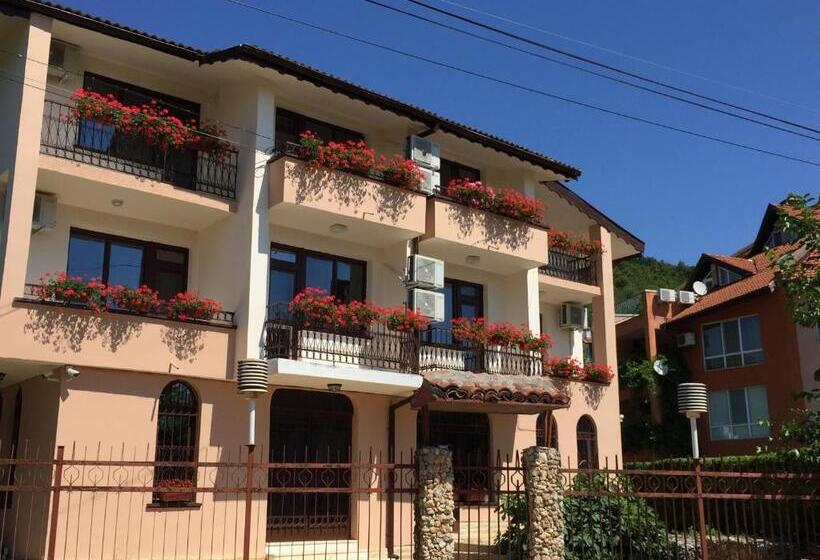 پانسیون Guest House ,,emotion