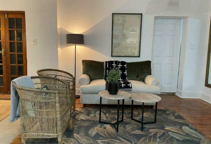 پانسیون Spacious, Light Filled Bnb On 4th