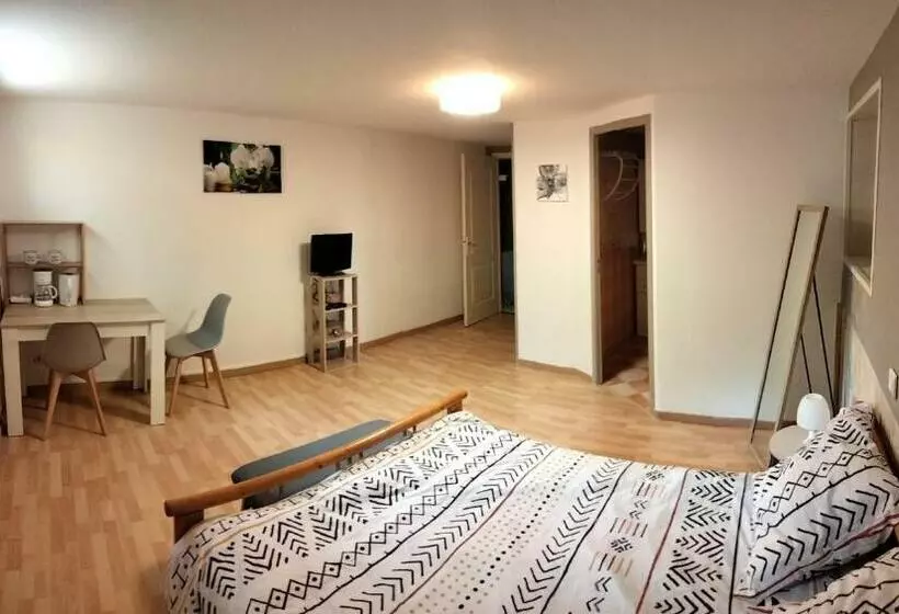 Aamiaismajoitus (B&B) Chez Angélique