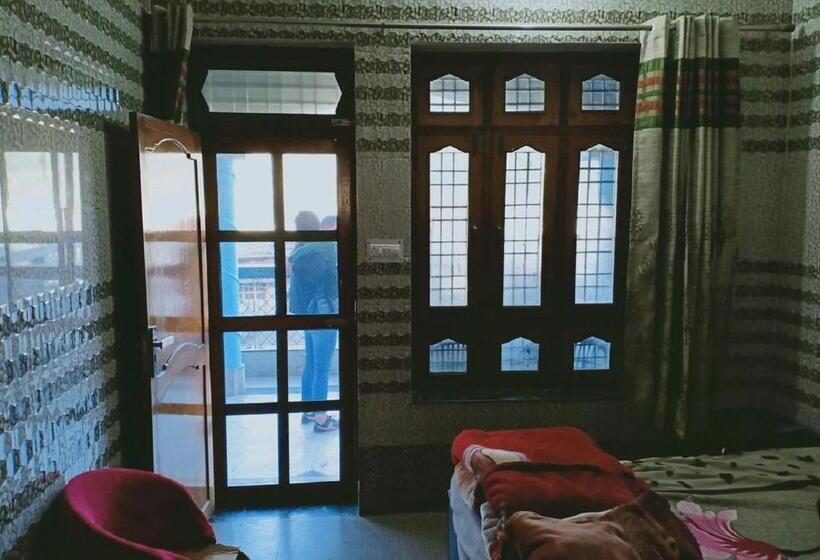 Bed and Breakfast Devbhoomi By Stayapart