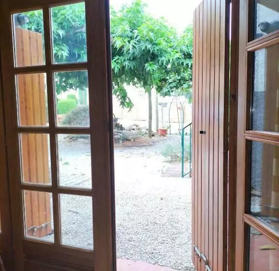Aamiaismajoitus (B&B) L Habitaciãƒâ³ De Can Rufa