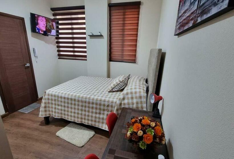 Descansa O Trabaja En Un Acogedor Estudio En Cbba