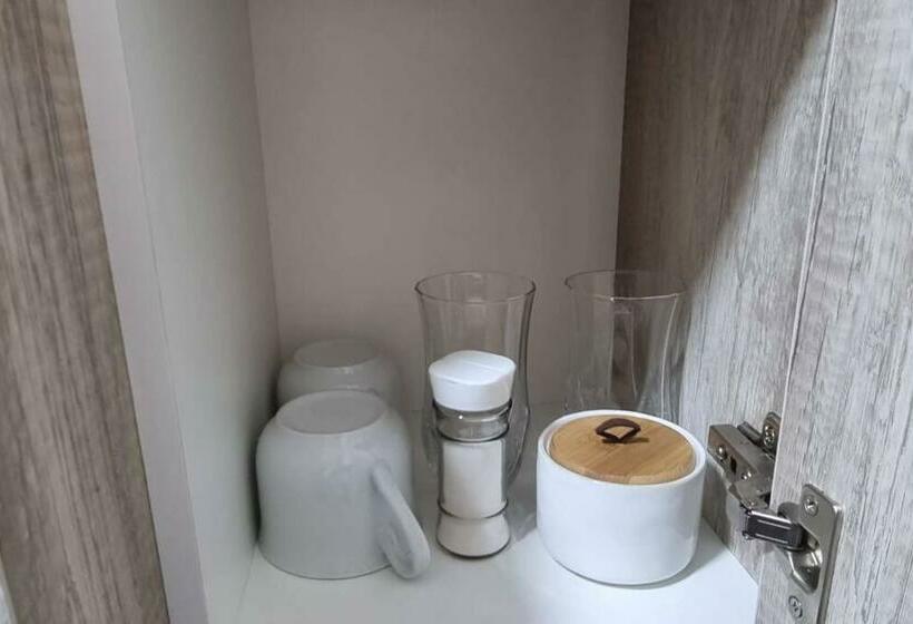 Descansa O Trabaja En Un Acogedor Estudio En Cbba