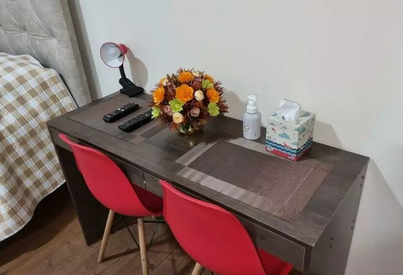 Descansa O Trabaja En Un Acogedor Estudio En Cbba