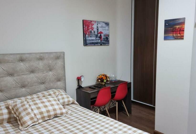 Descansa O Trabaja En Un Acogedor Estudio En Cbba