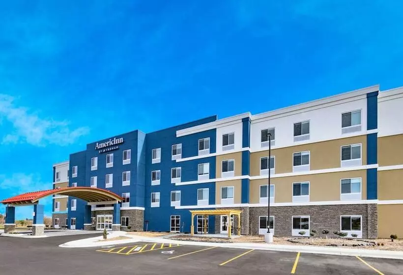 Hotelli Americinn By Wyndham International Falls