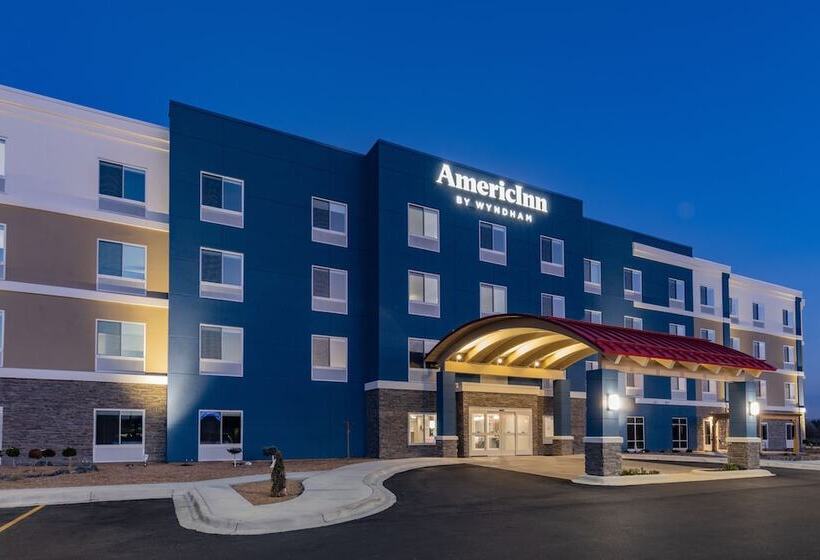 هتل Americinn By Wyndham International Falls