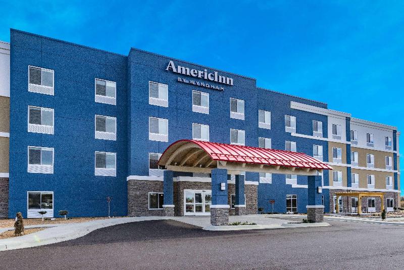 هتل Americinn By Wyndham International Falls