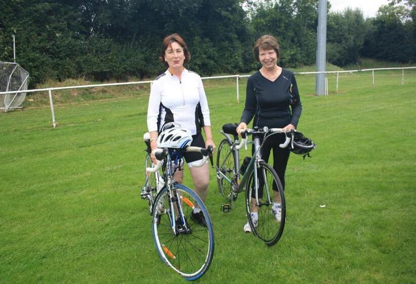 Hotel Blackrath Farmhouse