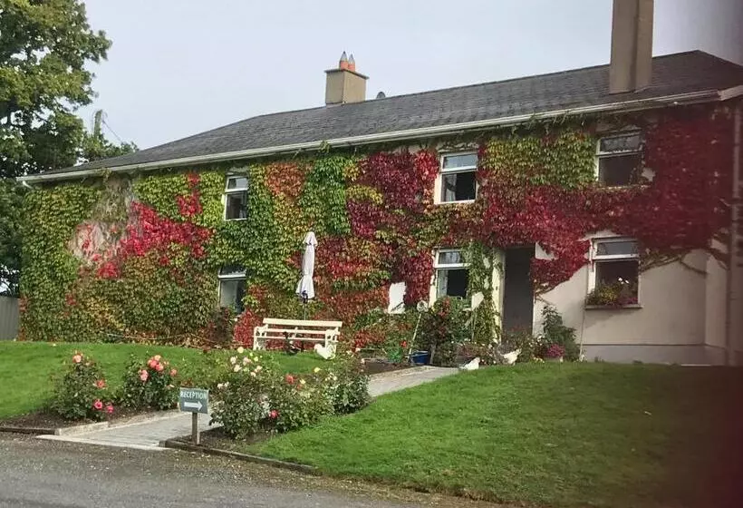 ホテル Blackrath Farmhouse