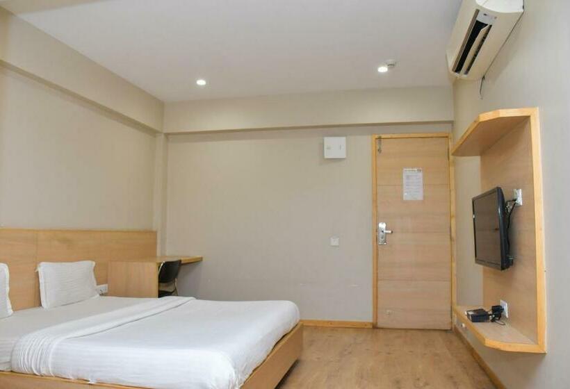 בית מלון כפרי The Berlin