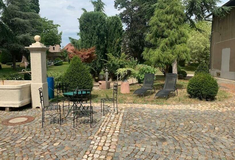 Proche Colmar Loft Dans Un Ancient Couvent Du Xviième Siècle