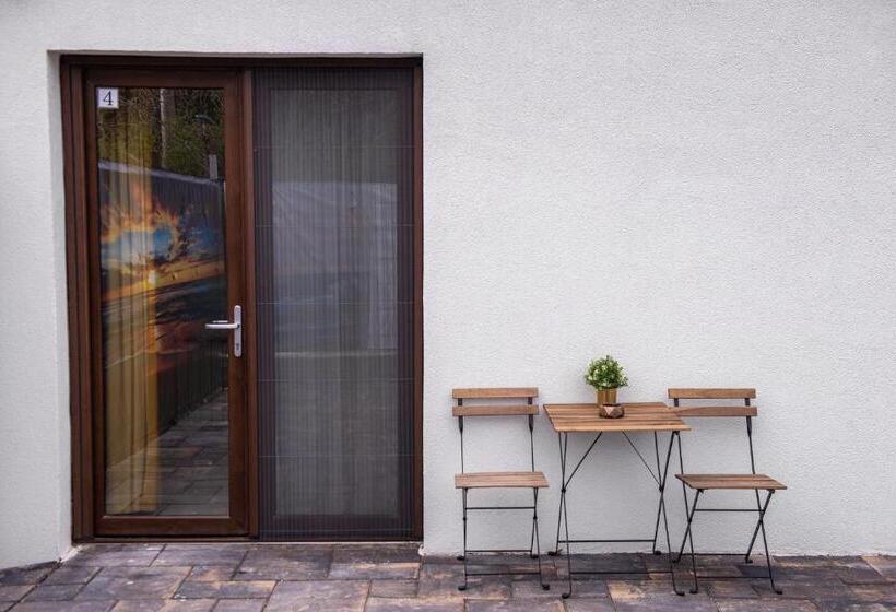 بنسيون Brateș Greaca