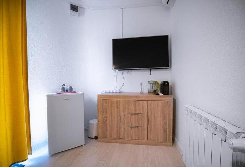 بنسيون Brateș Greaca