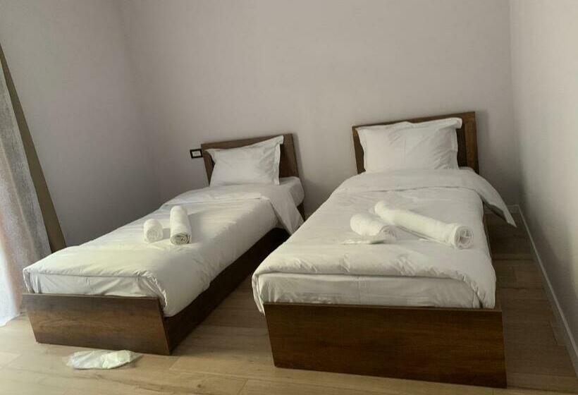 פנסיון Stone House Valbone