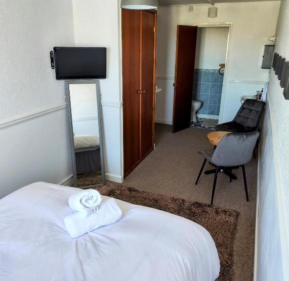 پانسیون Styles & White Stays   Central Newquay