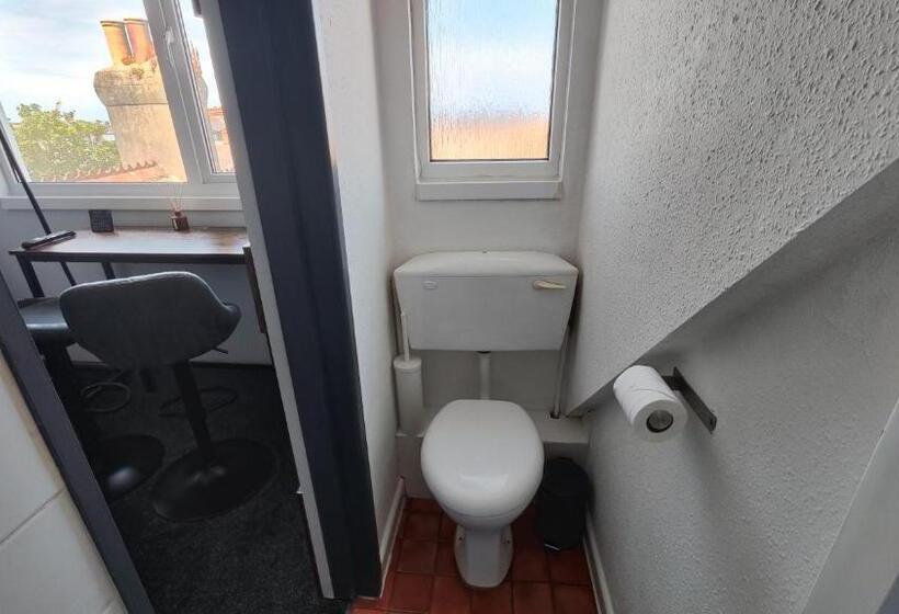 پانسیون Styles & White Stays   Central Newquay