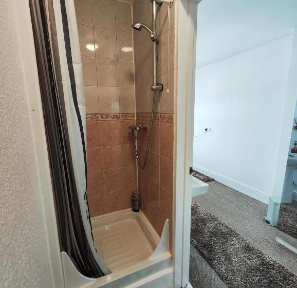 پانسیون Styles & White Stays   Central Newquay