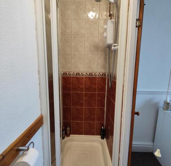 پانسیون Styles & White Stays   Central Newquay