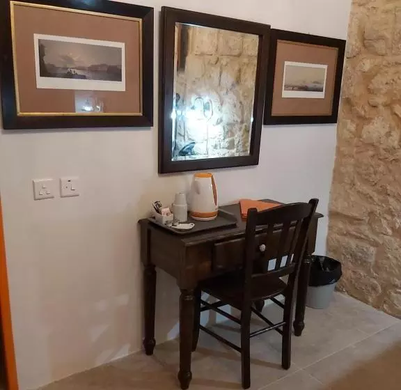 هاستل The Hidden Gem Boutique