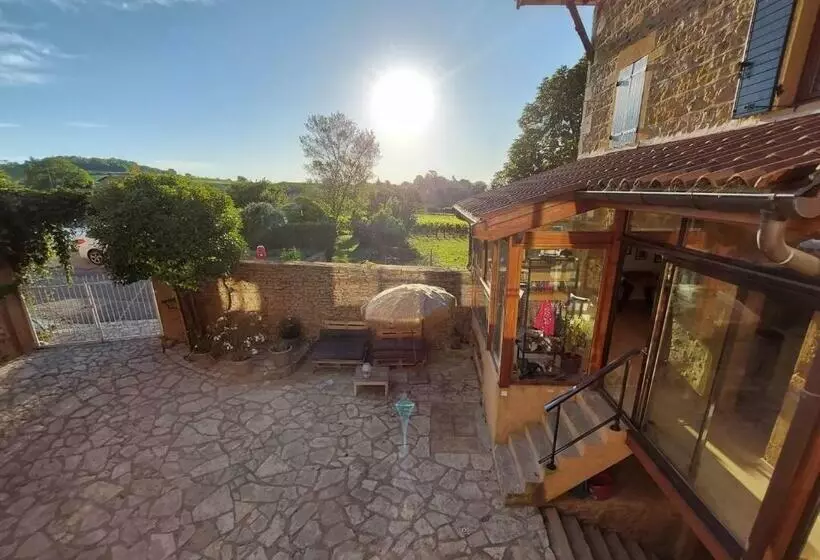 Aamiaismajoitus (B&B) Songes De Vigne