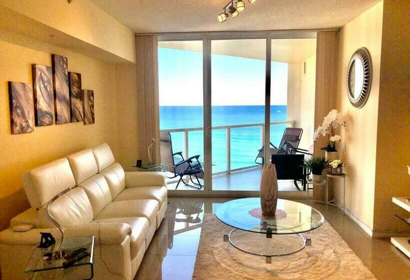 Gorgeous Oceanfront Sunny Isles Beach Condo