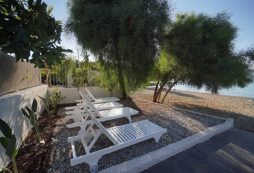 Icon Beach Suites Hotel Sovalye Island