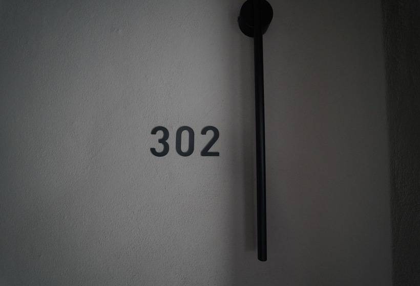 Icon Beach Suites Hotel Sovalye Island