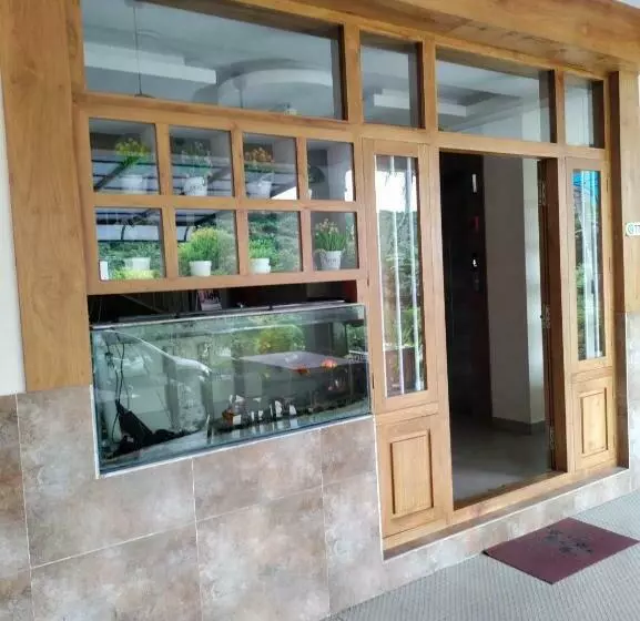 Hotelli Meghdoot River Resort