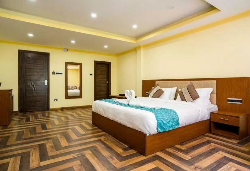 Hotelli Sparrow Cherry Resort 2 Min Walk To Mg Marg