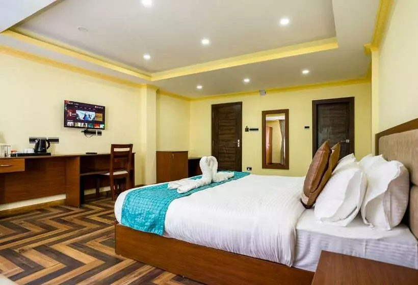 Hotelli Sparrow Cherry Resort 2 Min Walk To Mg Marg