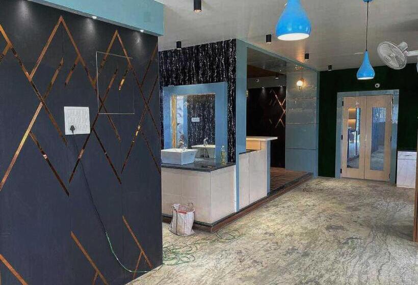 Hotel Spot On Krishna Garden