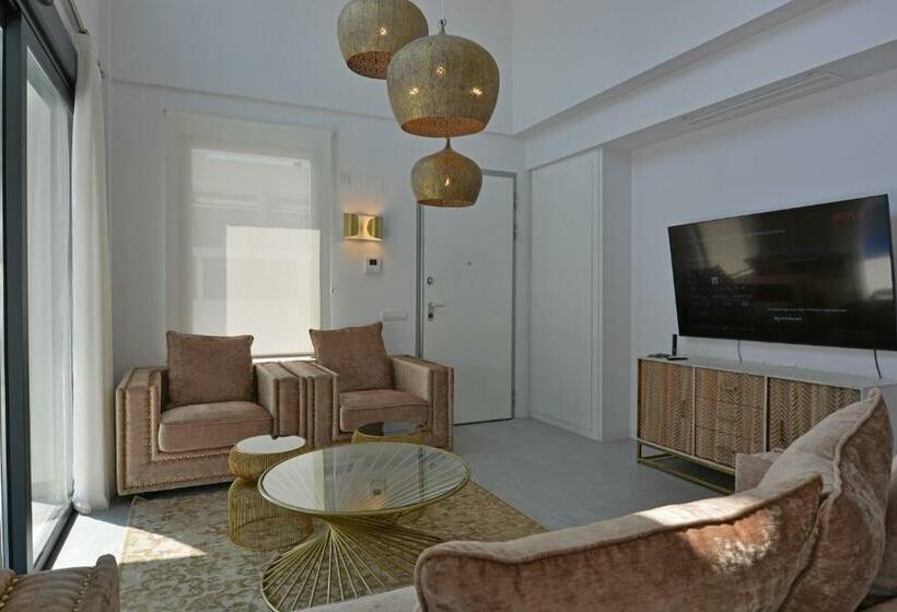 Luxury Villa By Nras