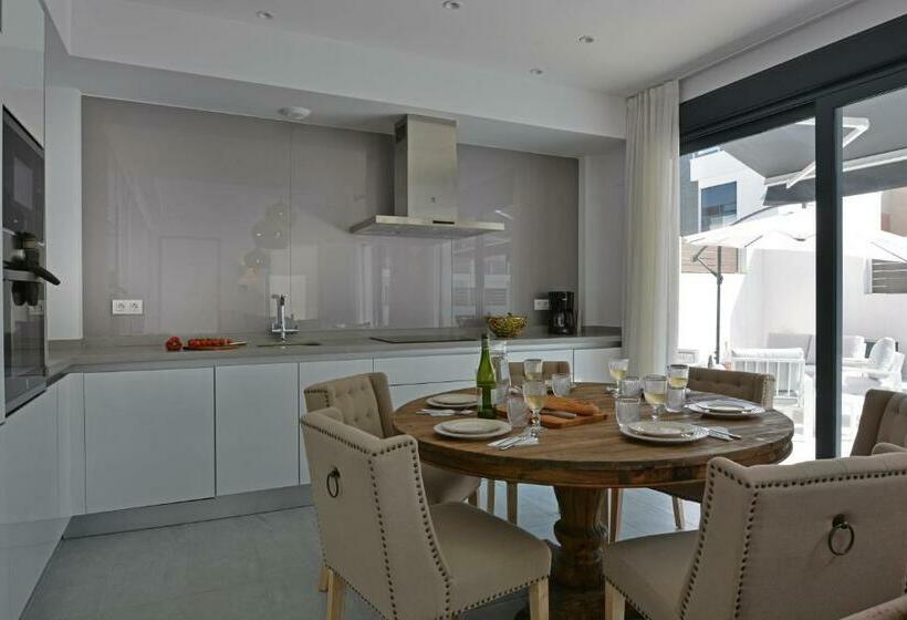 Luxury Villa By Nras