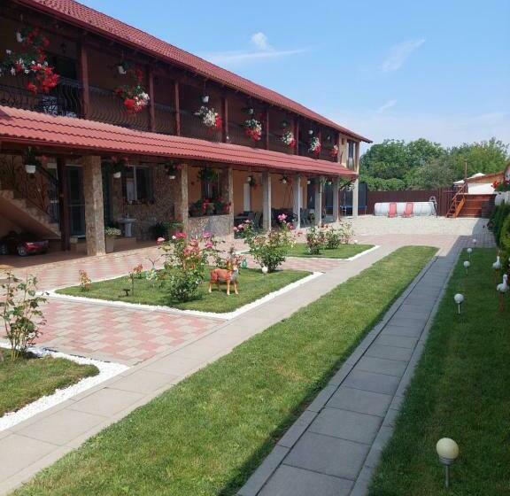 פנסיון Casa Cristina