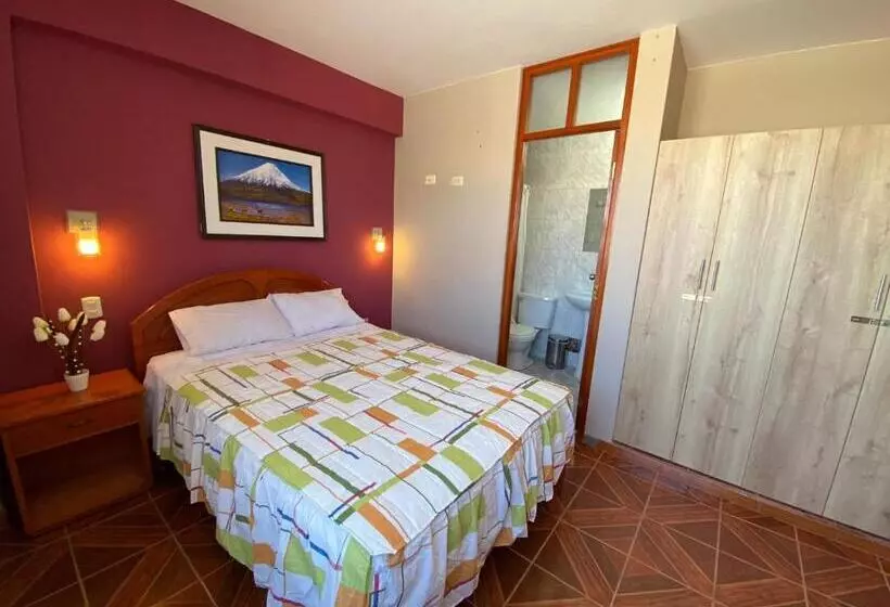 ペンション Samay S Hostal